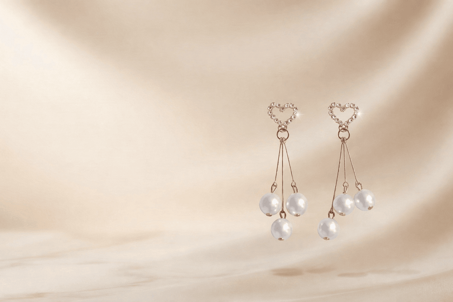 Luxury Pearl Heart Earrings